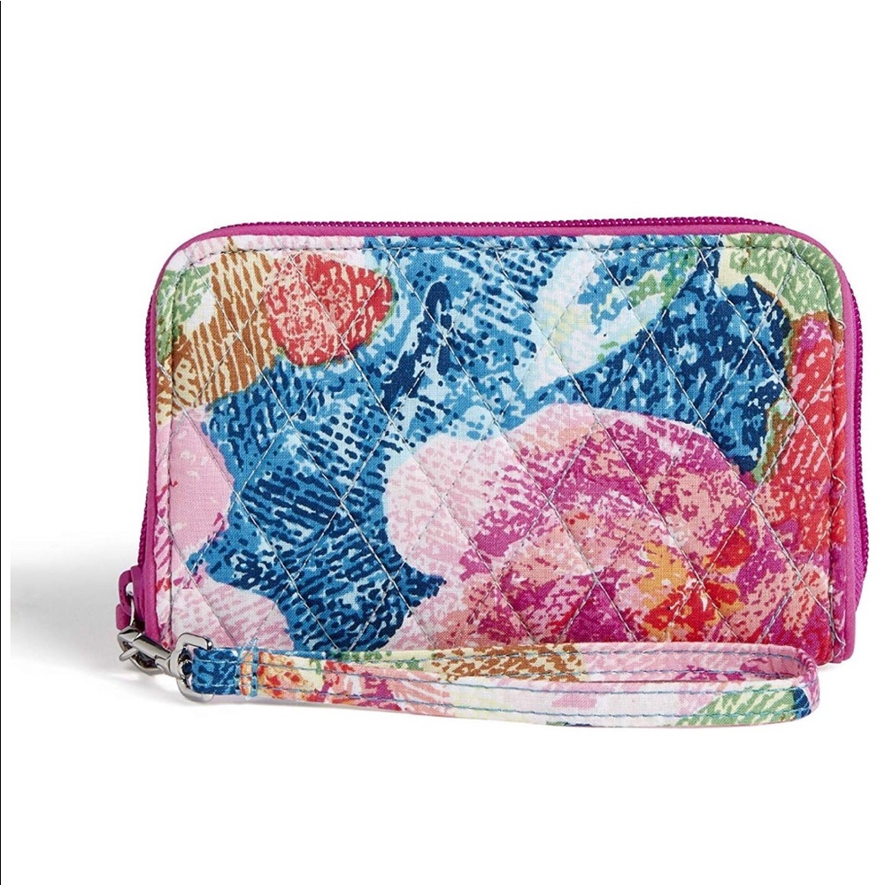 NWOT Vera Bradley Superbloom Grab and Go Wrislet